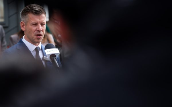 Viața regizează: Peter Magyar, martor la apariția lui Viktor Orban la balcon