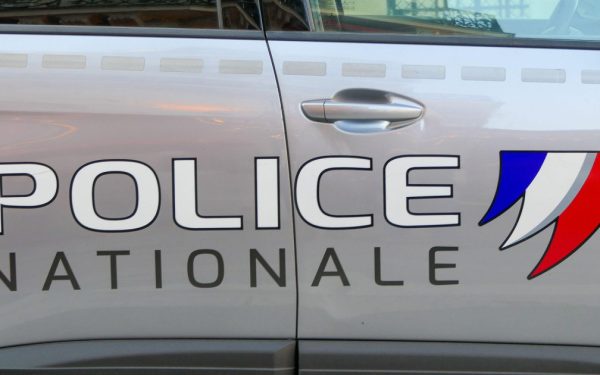 Copil de 9 ani, ținut captiv într-o dubă în Franța: Subnutrit și fără să meargă!