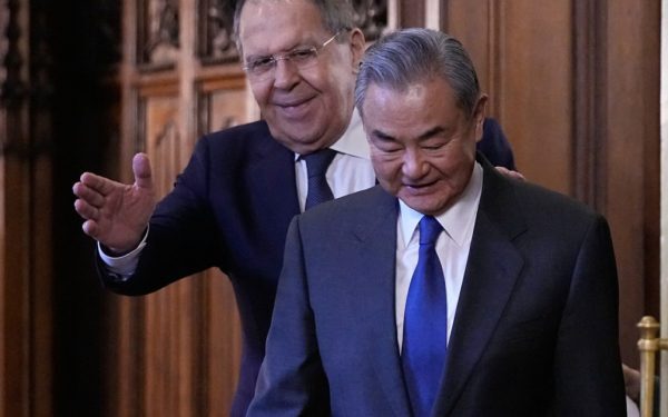Lavrov, la Beijing: Ce planuri are Rusia cu China în noul context geopolitic?