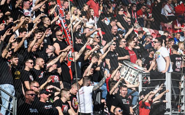 Fanii Diosgyőr, fideli până la capăt: Nu părăsesc „corabia”