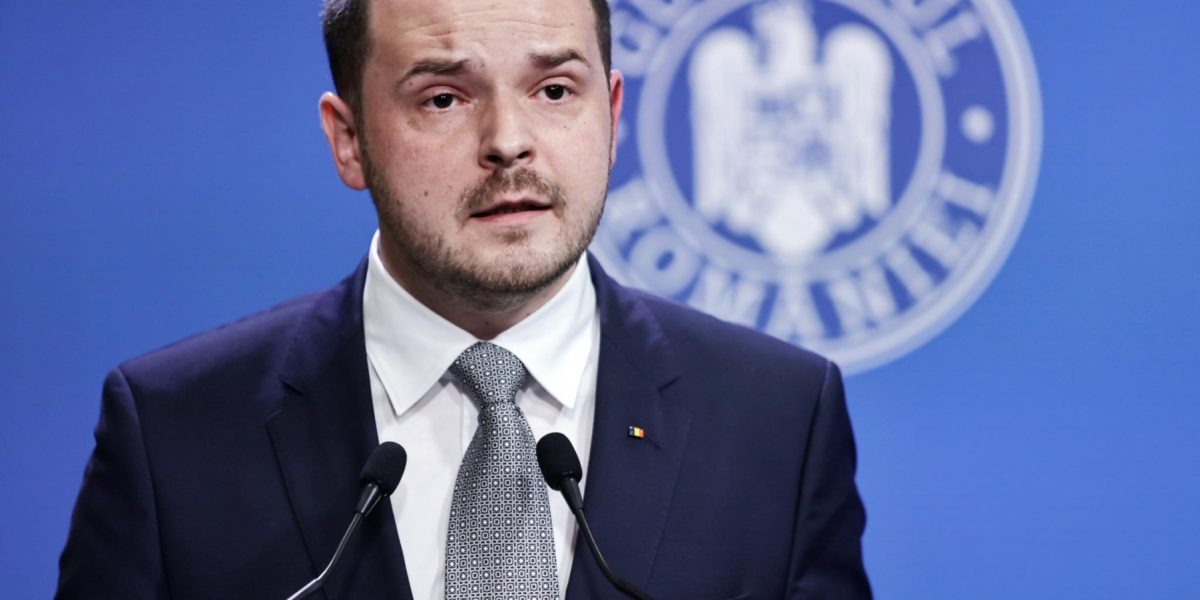 Rogobete, ATAC DUR la Voiculescu: „Lipsă de onestitate față de oameni”