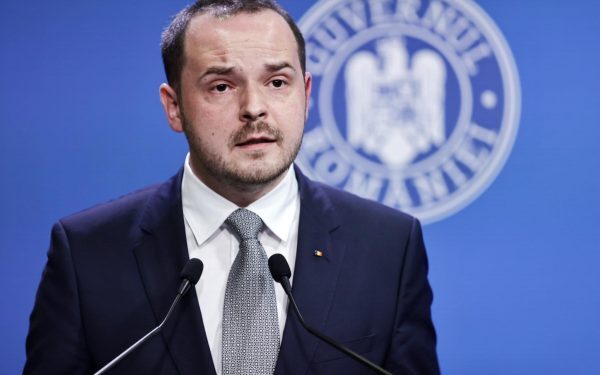 Rogobete, ATAC DUR la Voiculescu: „Lipsă de onestitate față de oameni”