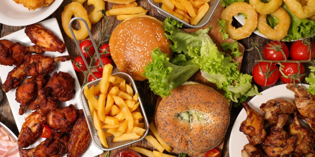 Dietă cu ultraprocesate: Cercetătorii trag un semnal de alarmă pentru sănătatea oaselor
