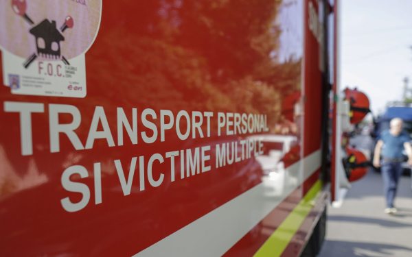 Accident cumplit în Timiș: Un incendiu devastator face victime