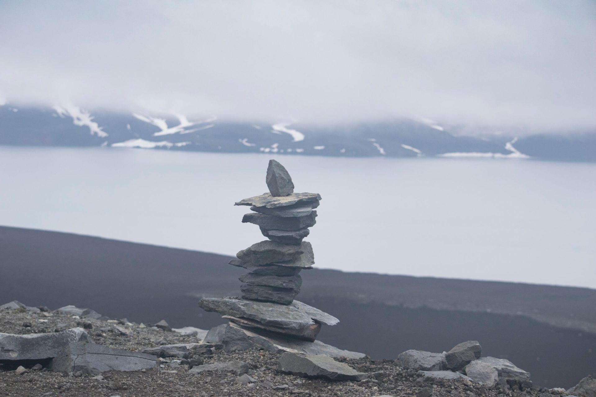 O specie umană necunoscută a supraviețuit Erei Glaciare. Adaptarea uluitoare!