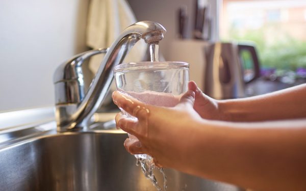 Apă rece OPRITĂ în București: zonele afectate și datele exacte