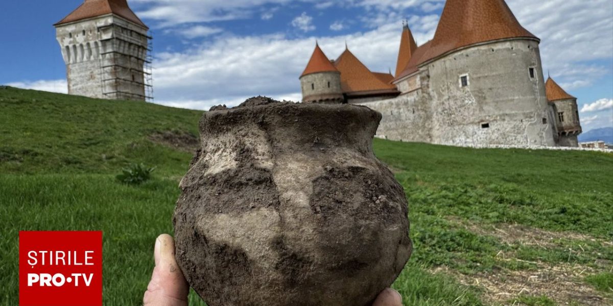 Arheologi, descoperire senzațională la Castelul Corvinilor: artefacte de acum 2.500 de ani