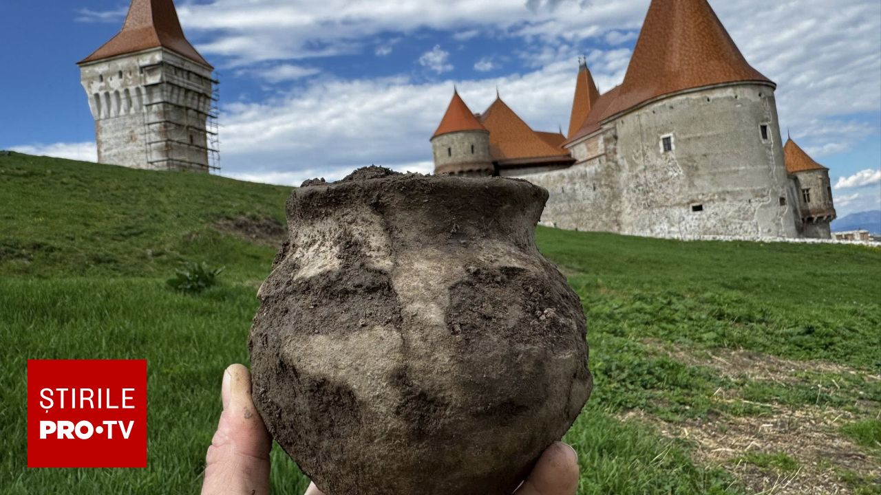 Arheologi, descoperire senzațională la Castelul Corvinilor: artefacte de acum 2.500 de ani