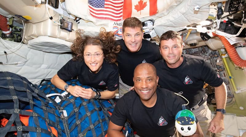 Orion a amerizat după zborul spectaculos spre Lună NASA: Misiune perfectă