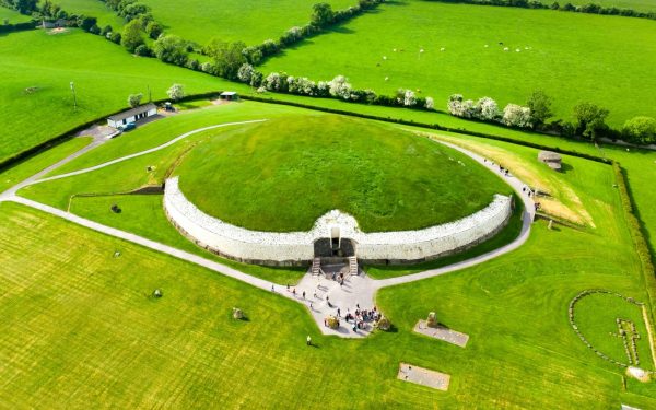 Misterul pietrelor: De ce au abandonat europenii mormintele acum 5000 de ani?