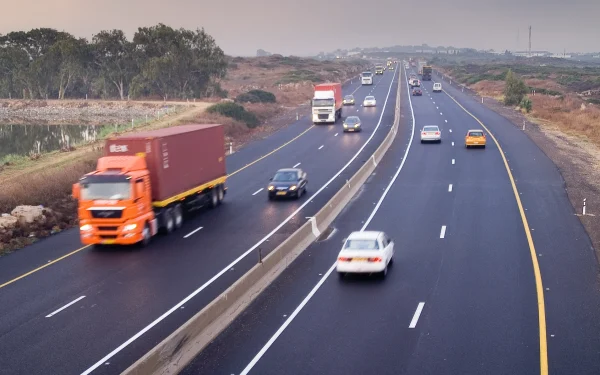 Mașini, interdicții în București: Taxă de 1.000 lei din 15 aprilie. Cine e afectat?