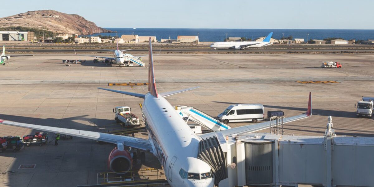 UE vrea mai puţin kerosen din Orientul Mijlociu: Trump, soluţia?