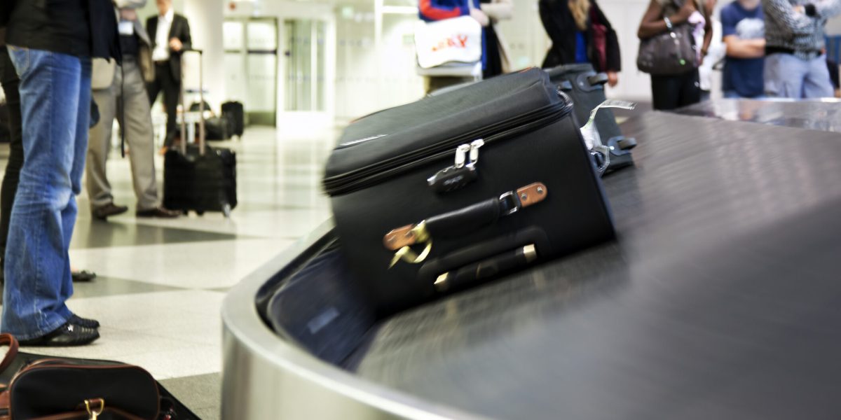 Bagajul dispărut la aterizare? Ce pași trebuie să urmezi și unde riști cel mai mult