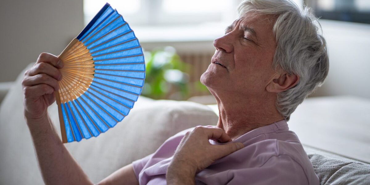 Opt motive pentru transpirația abundentă după 40 de ani: Ce se întâmplă cu corpul tău