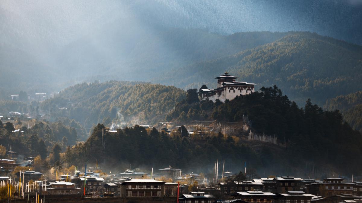Bhutan, dezastru Bitcoin: Vânzări masive și oprirea mineritului?