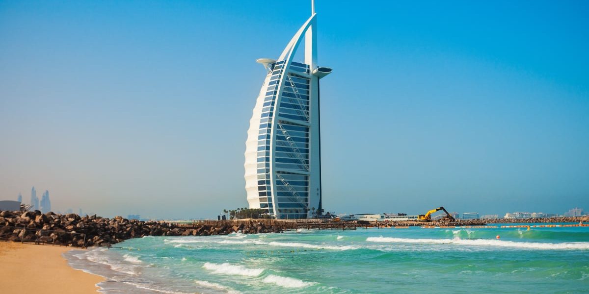 Burj Al Arab, închis un an și jumătate: De ce își pierde DUBAI „perla”