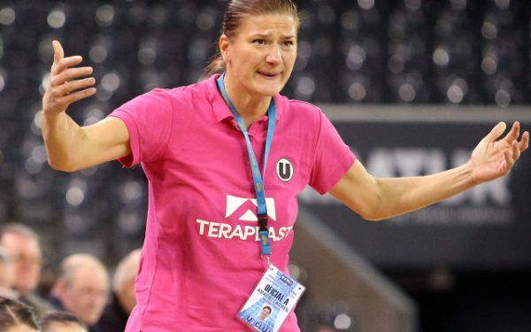 Carmen Amariei, despre Marie-Louise Eta: ”E puțin diferit”, despre prima antrenoare din TOP 5 Europa