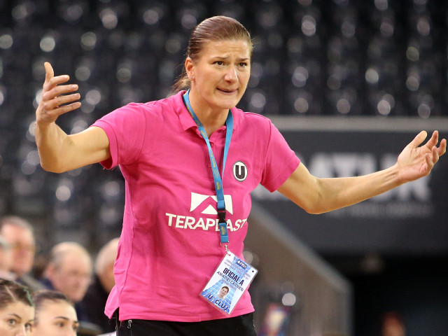 Carmen Amariei, despre Marie-Louise Eta: ”E puțin diferit”, despre prima antrenoare din TOP 5 Europa