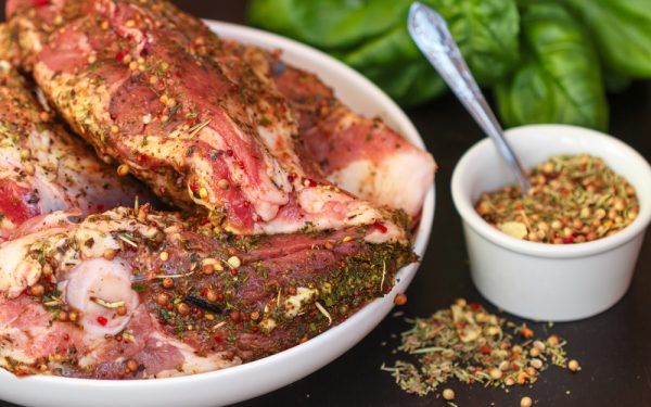 Miel gustos, fără iz neplăcut: Trucuri simple pentru masa de Paște