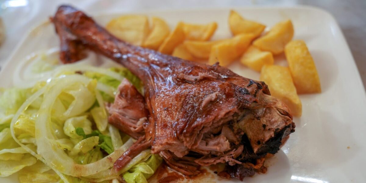 5 garnituri sănătoase pentru miel: Cum mănânci echilibrat de Paște