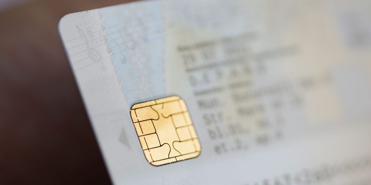 România, la un pas de revoluția digitală: Schimbări majore la buletin și semnătură din 2026