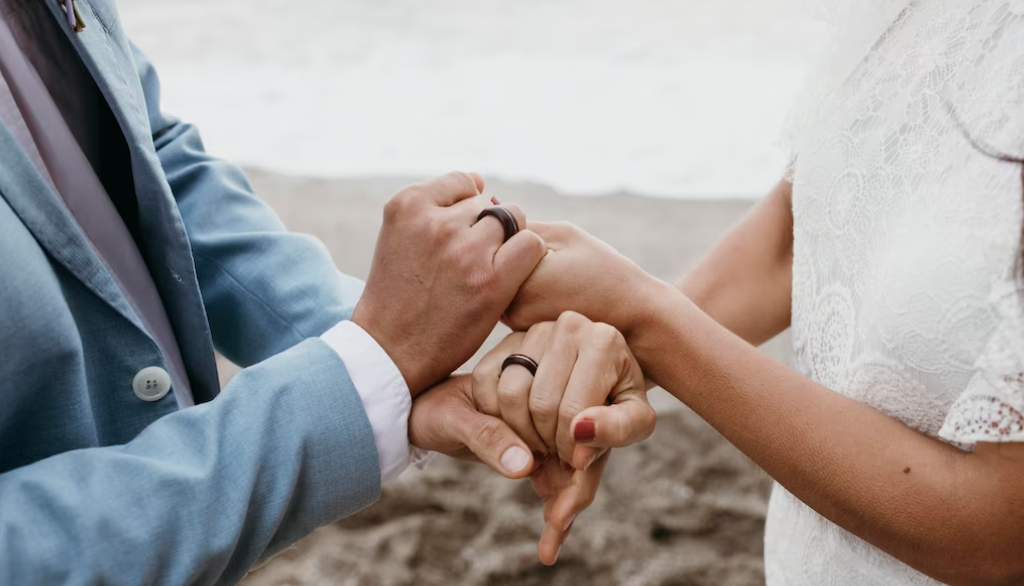 Cãsătorie cu „data expirãrii”: Judecătoare propune un mariaj inedit