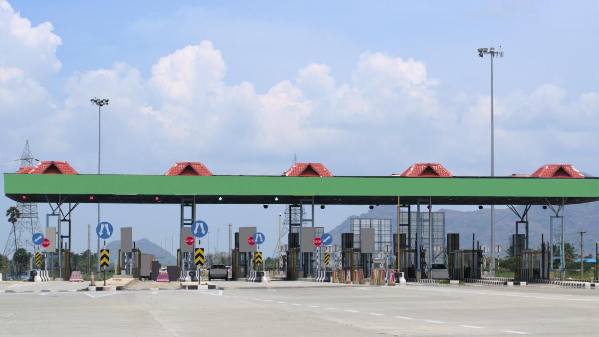 Escrocherie pe autostradă: Au încasat 700.000 de euro cu o stație falsă în India