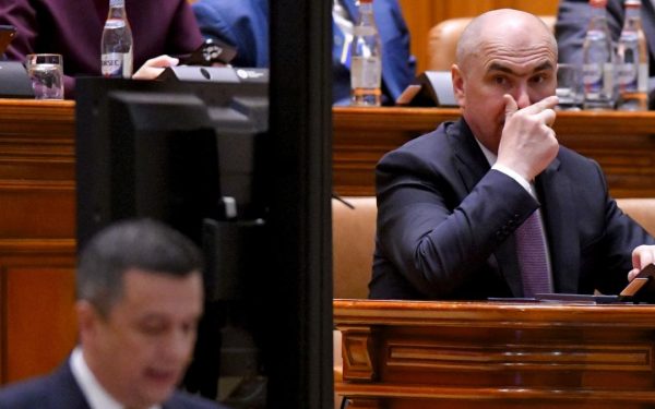 Cinci scenarii post-PSD: Bolojan premier, sau anticipate