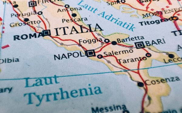Cetățenie italiană în pericol: Zeci de mii de oameni riscă să o piardă