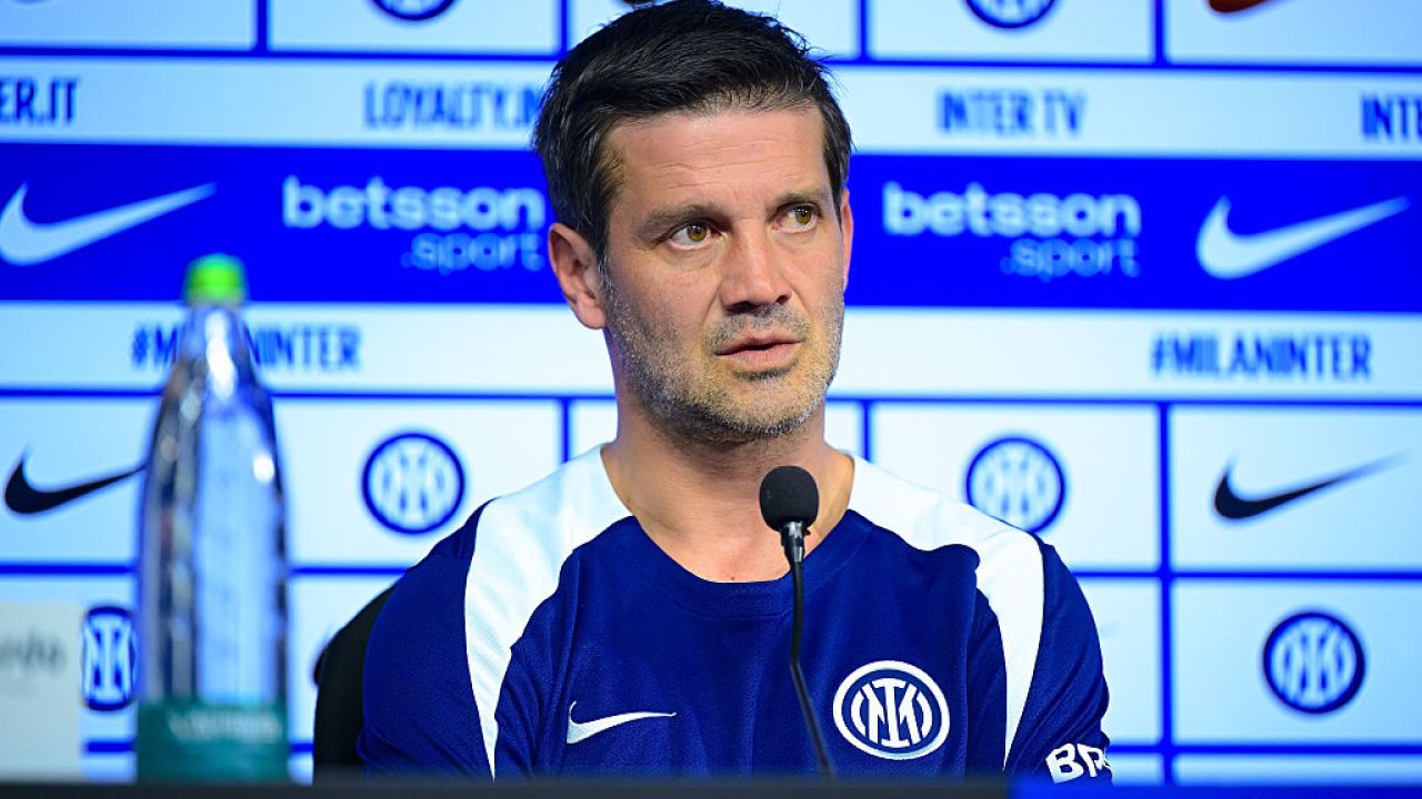 Inter a obținut o victorie clară în derby-ul cu AS ROMA, scor 5-2, încheind o perioadă dificilă și consolidându-și poziția de lider în Serie A