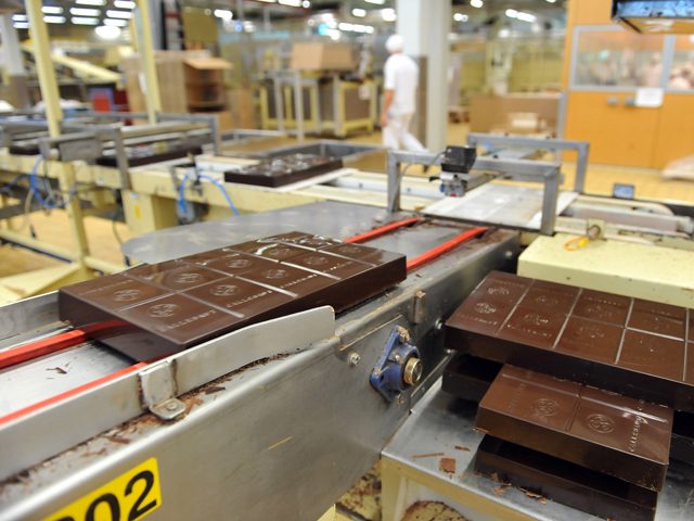 Criză în industria dulciurilor: Barry Callebaut, lovită de scăderea prețului la cacao