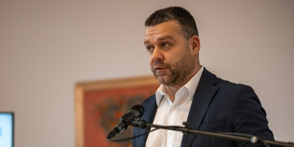 Ciucu (PNL) lovește în PSD: „Au vrut să rupă partidul cu discuții”
