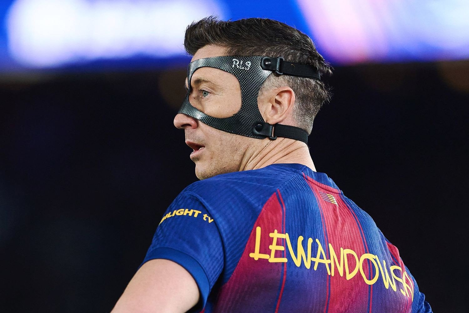 Real Madrid a ratat ocazia de a se apropia de liderul ligii iberice, FC Barcelona, după ce a fost învinsă în deplasare de Mallorca, în timp ce catalanii pregătesc un meci crucial împotriva celor de la Atlético Madrid, în cadrul etapei a 30-a din La Liga