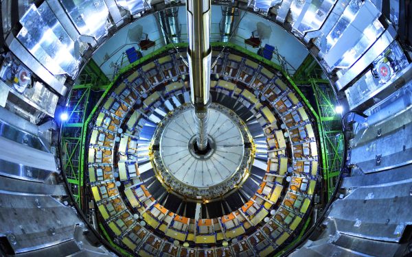 Acceleratorul Mondial Spune: Materia Primordială, Secretul Big Bang