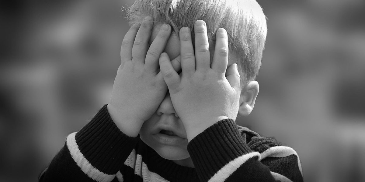 Pompier EROU salvează un copil de 2 ani înecat într-un magazin; Mama, în stare de șoc