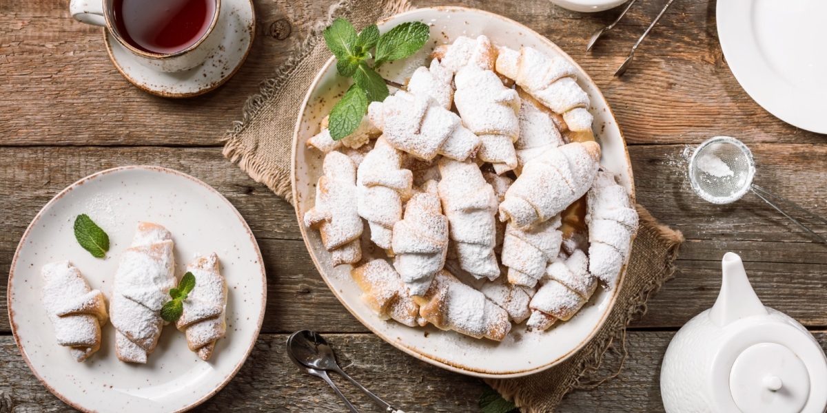 Cornulețe Hochland: Deliciul irezistibil care se termină cât ai zice brânză!