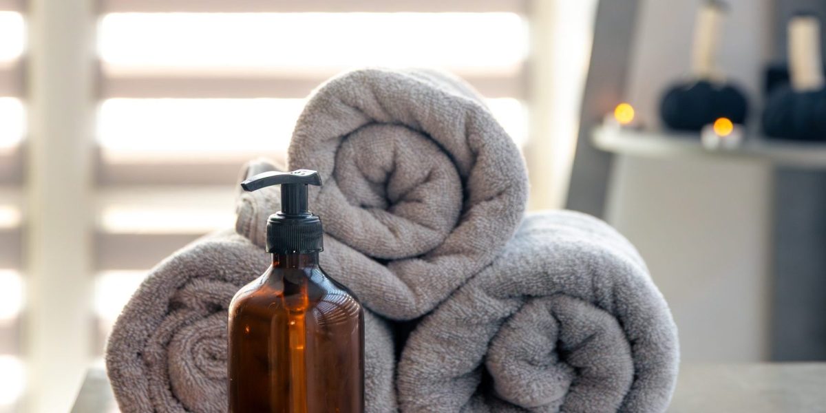 Greșeala banală ce transformă prosopul în cuib de bacterii