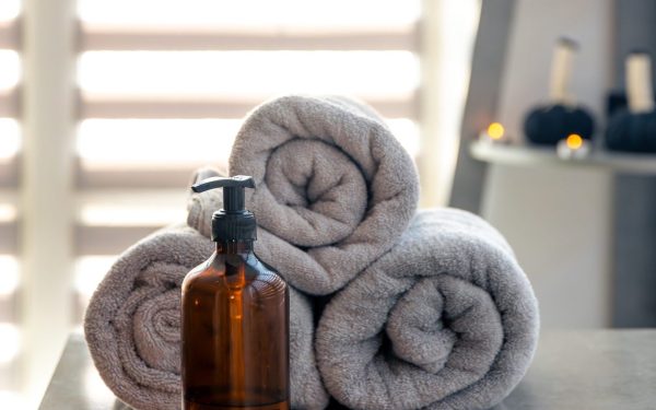 Greșeala banală ce transformă prosopul în cuib de bacterii