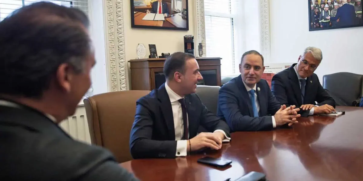 Miniștri români, la Washington: Coridorul Vertical și fonduri americane pe agenda Trump