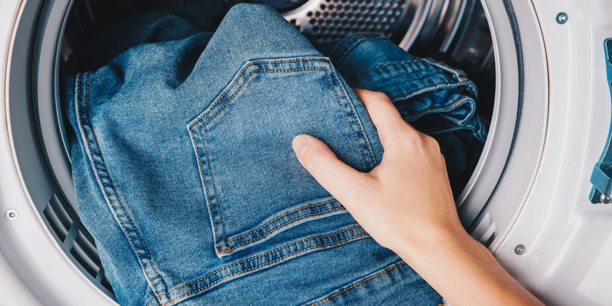 Cât de des spălăm blugii? Testul de cultură generală care te va surprinde!