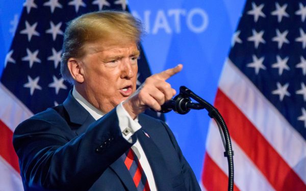 Trump, ordin de blocaj în Strâmtoarea Hormuz: Marina SUA, la posturi!