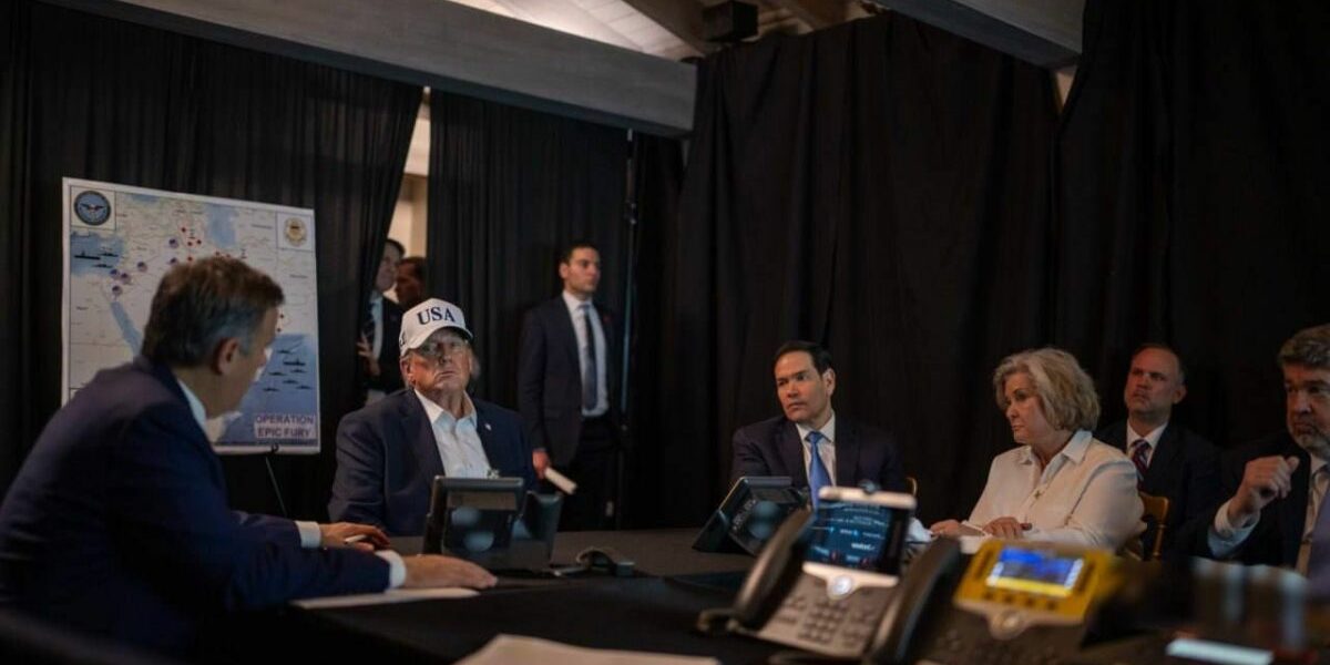 Criza Ormuz: Donald Trump a convocat ședința de urgență cu oficialii cheie