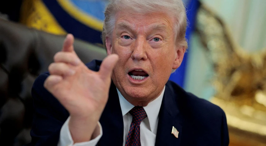 Trump, gata să implice NATO în criza Strâmtorii Ormuz