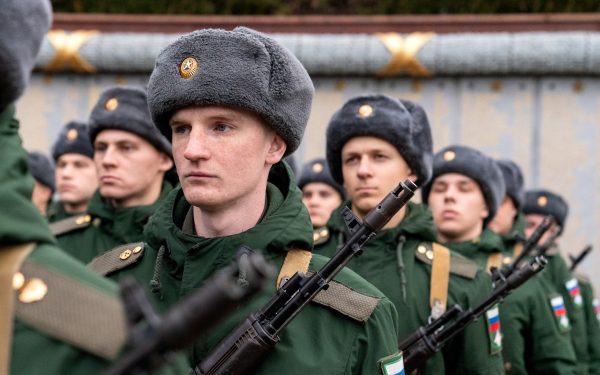 Rușii, disperați de război, apelează la vrăjitoare: Ce probleme au cu partenerele