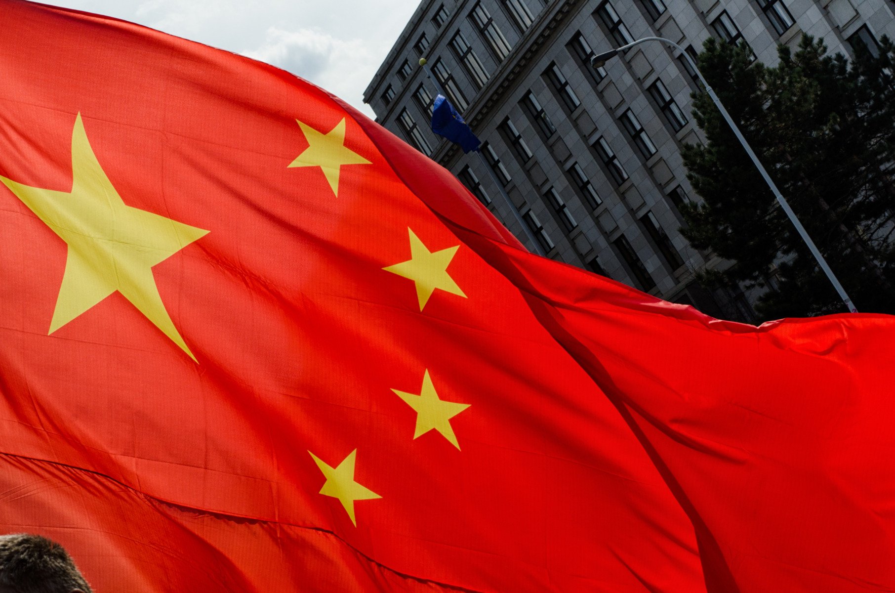 Un cetățean francez condamnat la moarte pentru trafic de droguri în 2010 a fost executat în China, anunțul oficial făcut sâmbătă de Ministerul de Externe al Franței a stârnit reacții și întrebări cu privire la modul în care autoritățile chineze gestionează aceste cazuri