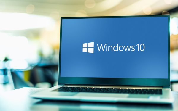 Franța, revoluție IT: Renunță la Windows pentru Linux, reduce dependența de SUA