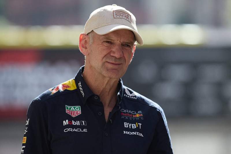SCHUMACHER CRITICĂ REGIMUL TEHNIC DE LA RED BULL, SUSȚINÂND NECESITATEA UNUI SPRIJIN Formația Red Bull Racing se confruntă cu semne de întrebare în privința setup-ului tehnic
