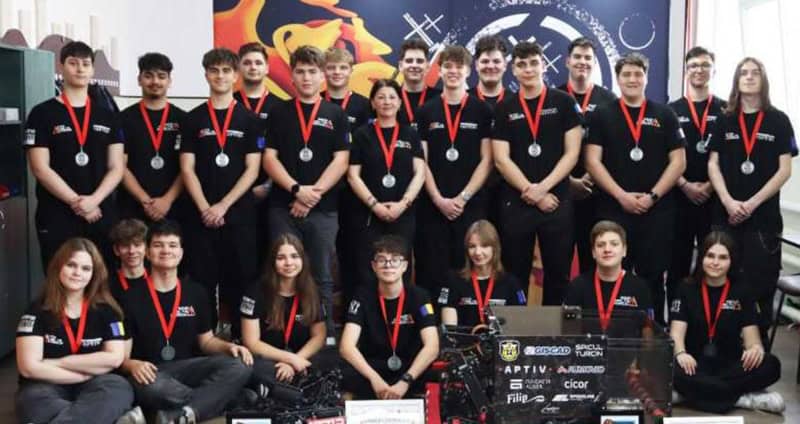 Roboții de la Informatică Arad, la mondialul din SUA. Au nevoie de 10.000$