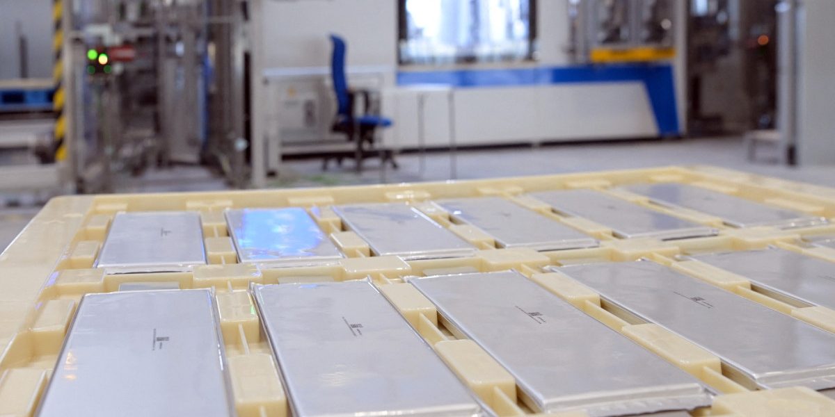 Efecte război Iran: China, boom la exportul de baterii!