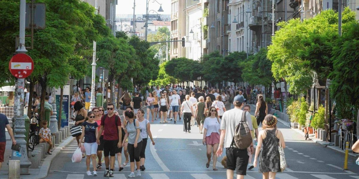 Calea Victoriei și Ion Brezoianu, pietonale 25 de weekenduri. „Străzi deschise” revine